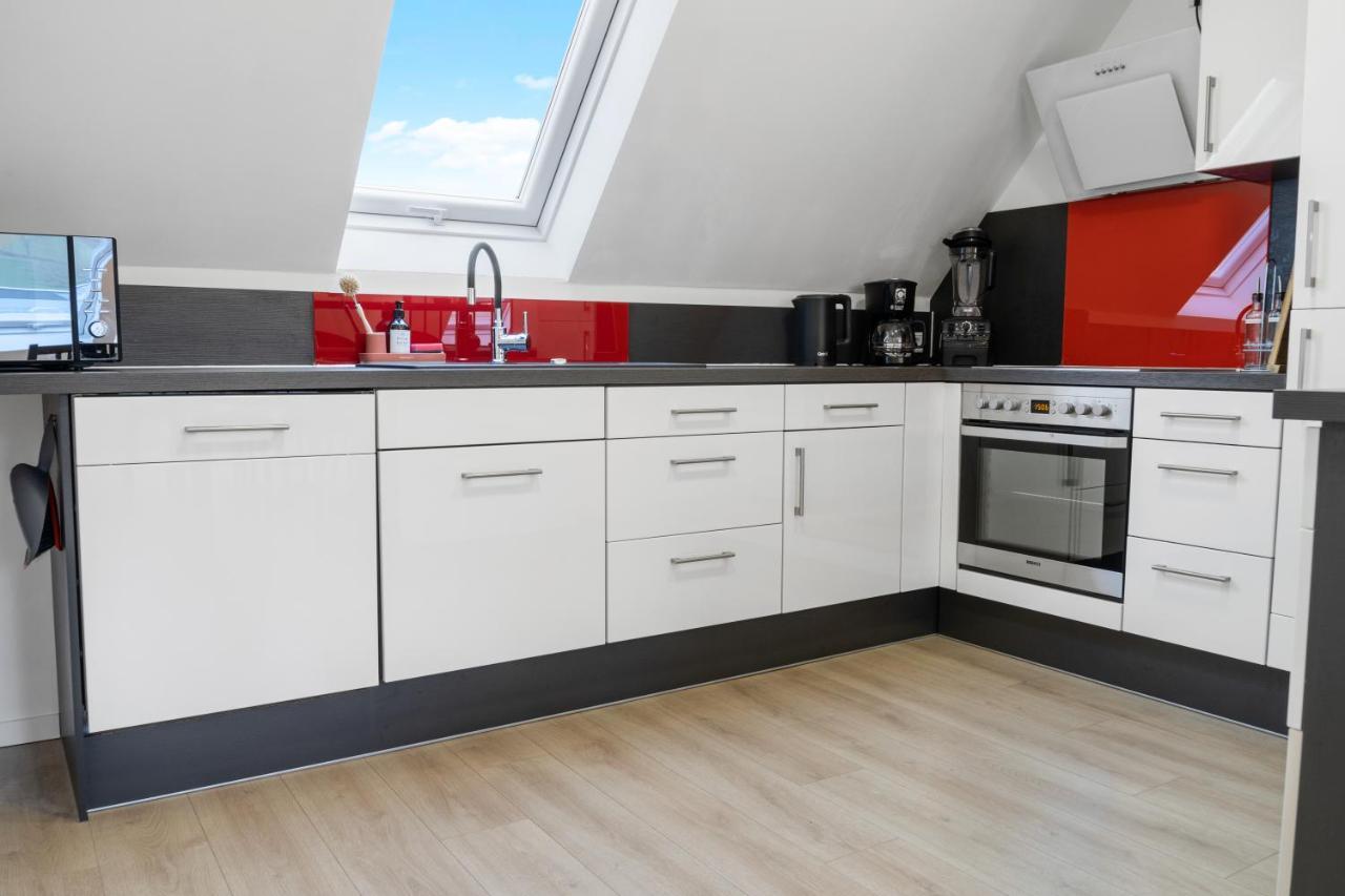 Modernes 3-Zimmer Loft Mit Balkon Hennesee 5 Min Eslohe Exterior foto