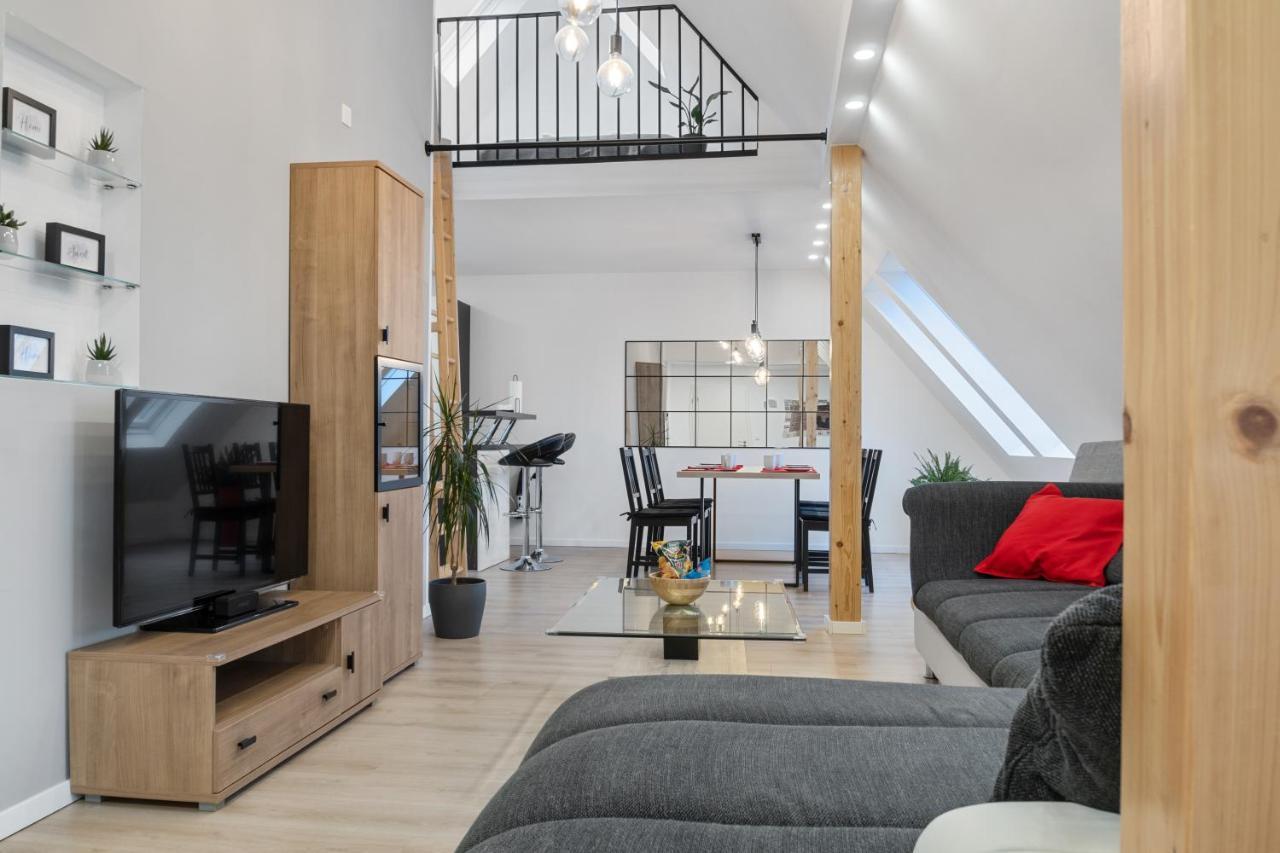 Modernes 3-Zimmer Loft Mit Balkon Hennesee 5 Min Eslohe Exterior foto